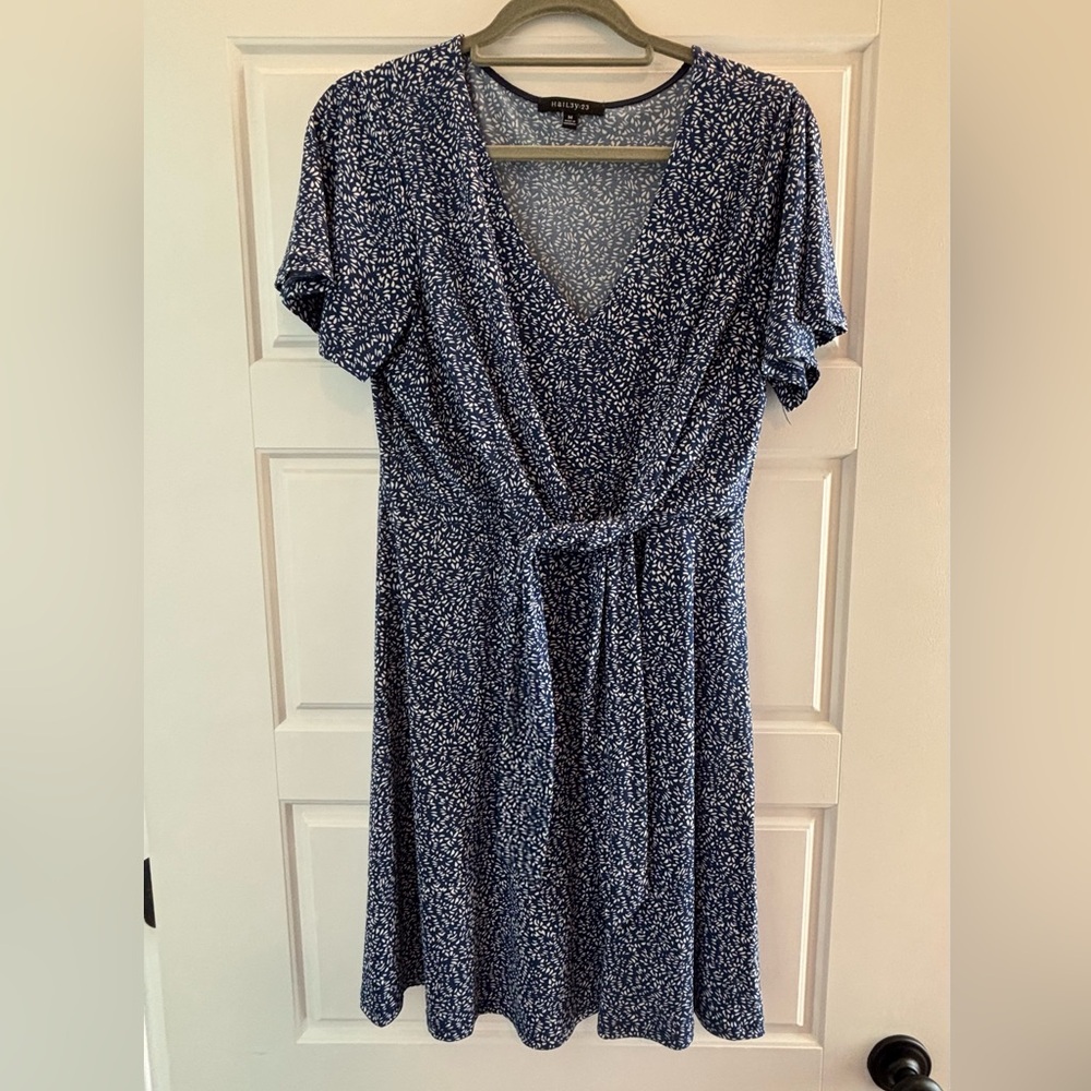 Elegant Blue Floral Dress